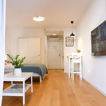 Gita Garden Apartman *