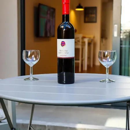 Apartamento Gita Garden *